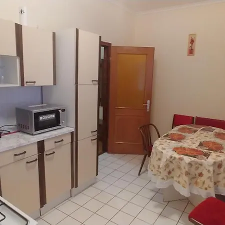 Akhilleus Vendeghaz *