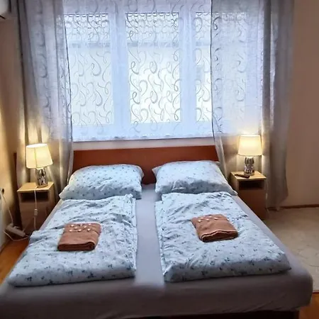 Akhilleus Vendeghaz Guest house *