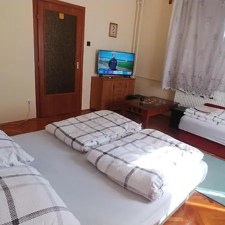 بيت ضيافة Akhilleus Vendeghaz